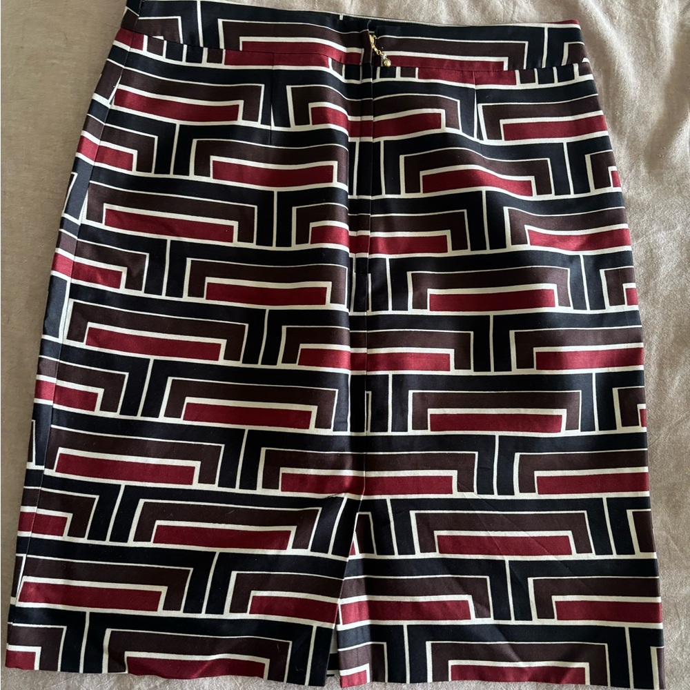 Geometric Patterned Skirt - Black and Red